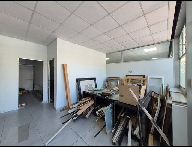 80M² OFFICE TO LET IN BIRNAM